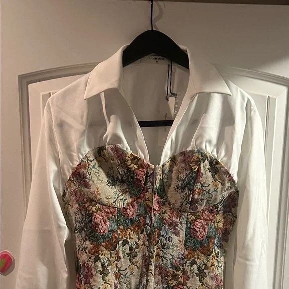 Commense Floral Bustier Blouse with White Collar - Picture 4 of 6